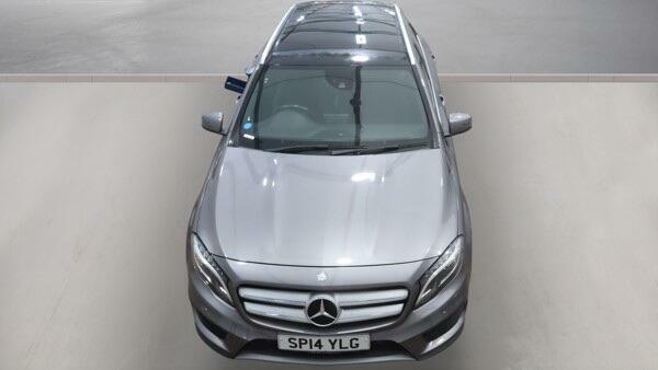 Mercedes-Benz GLA Class Suv White #9