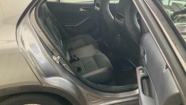 Mercedes-Benz GLA Class Amg Line Grey #3