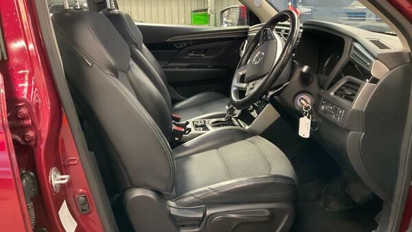 SsangYong Korando Pioneer Red #2