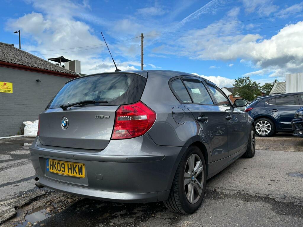 BMW 1 Series 2.0 118D Se Steptronic Euro 5 Grey #3