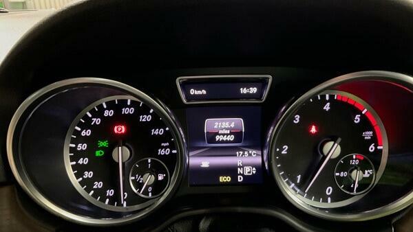 Mercedes-Benz M Class 4X4 2.1 Black #13
