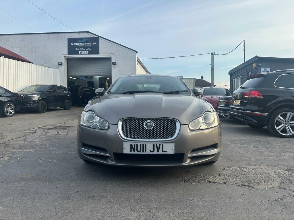 Jaguar XF Premium Luxury Grey #2