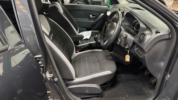 Dacia Sandero Stepway Comfort Grey #2
