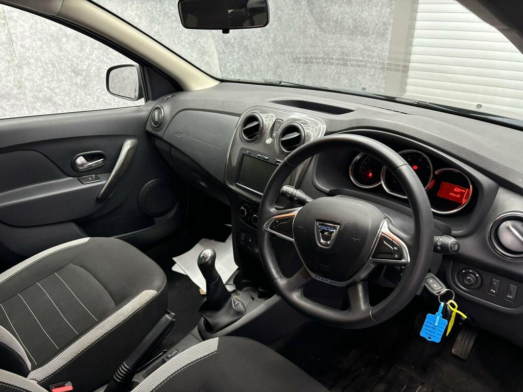 Dacia Sandero Stepway 0.9 Tce Comfort Euro 6 Ss HY20HWS Grey #3