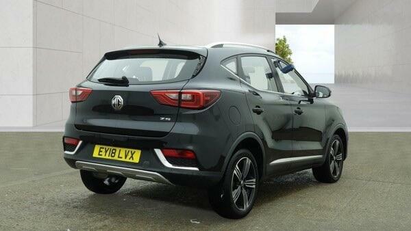 MG ZS Exclusive Black #4