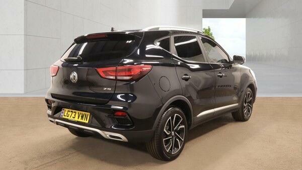 MG ZS Exclusive Black #4