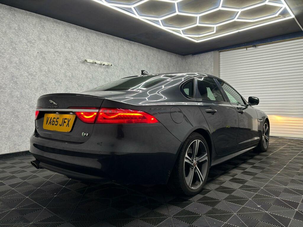 Jaguar XF 2.0D R-sport Euro 6 Ss VA65JFX Grey #4