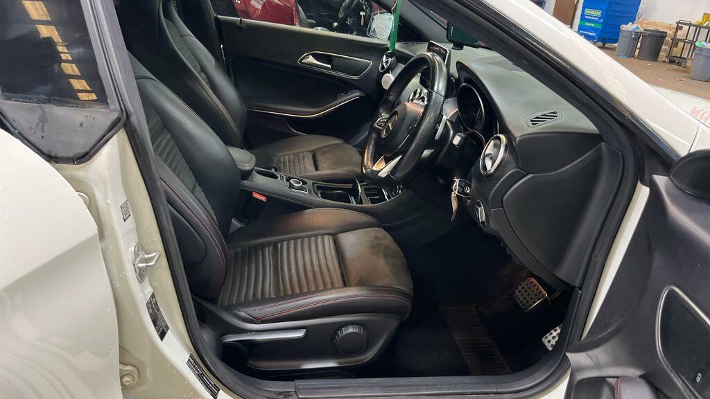 Mercedes-Benz CLA Class Amg Line White #2