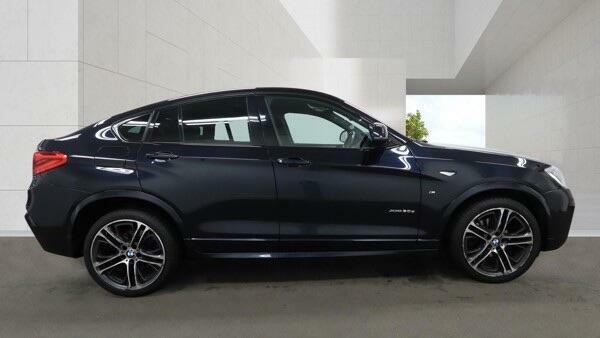 BMW X4 M M Sport Black #6