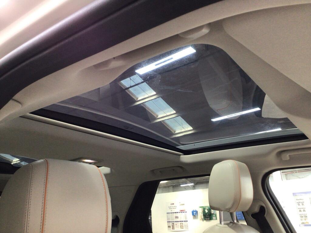 Land Rover Discovery Hse Silver #11