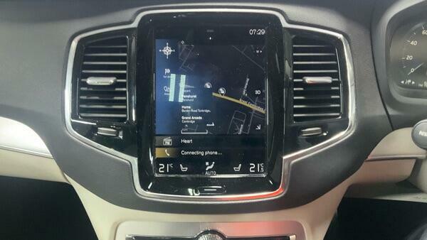 Volvo XC90 Black #12