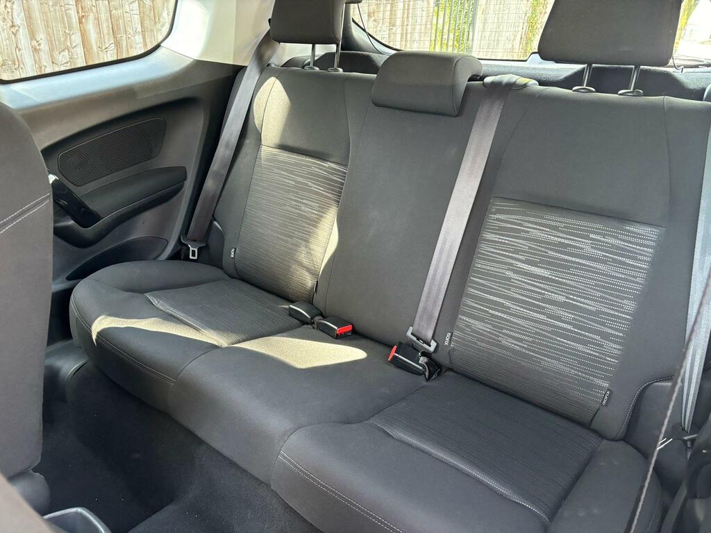 Peugeot 208 Access Plus White #6