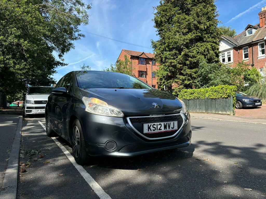 Peugeot 208 Access Plus White #4