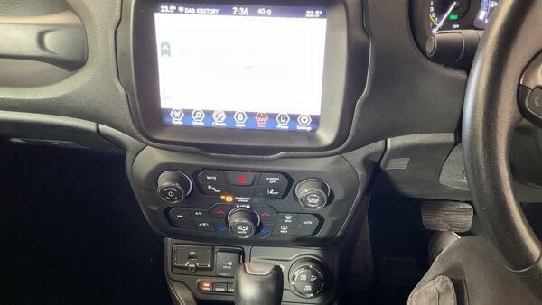 Jeep Renegade Longitude Blue #11