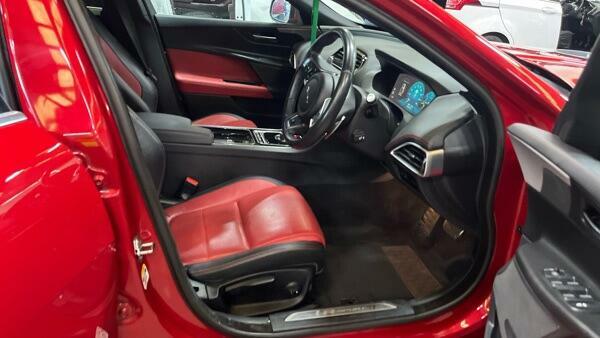 Jaguar XE R-sport Red #2