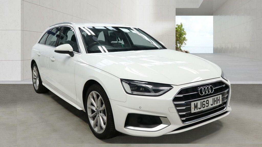 Audi A4 Avant Sport White #5