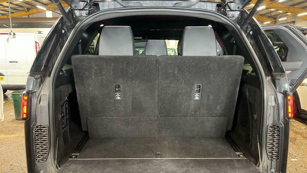 Land Rover Discovery R-dynamic Hse Red #13