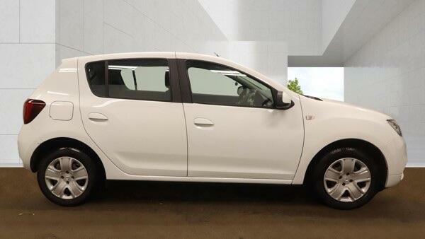 Dacia Sandero Laureate White #6