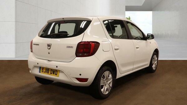 Dacia Sandero Laureate White #4