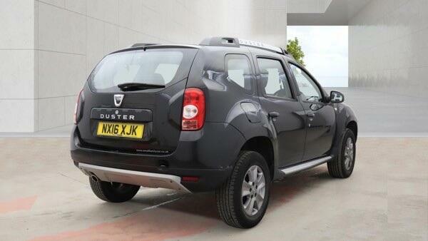Dacia Duster Laureate Black #4