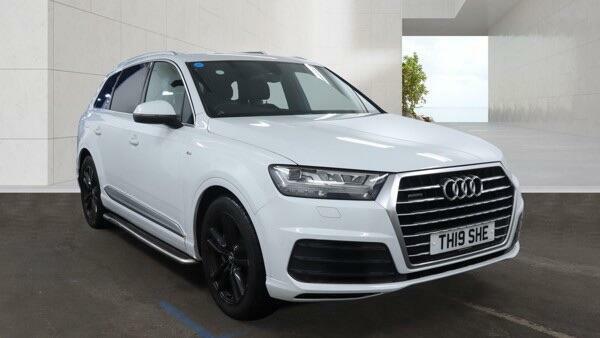 Audi Q7 S Line White #5