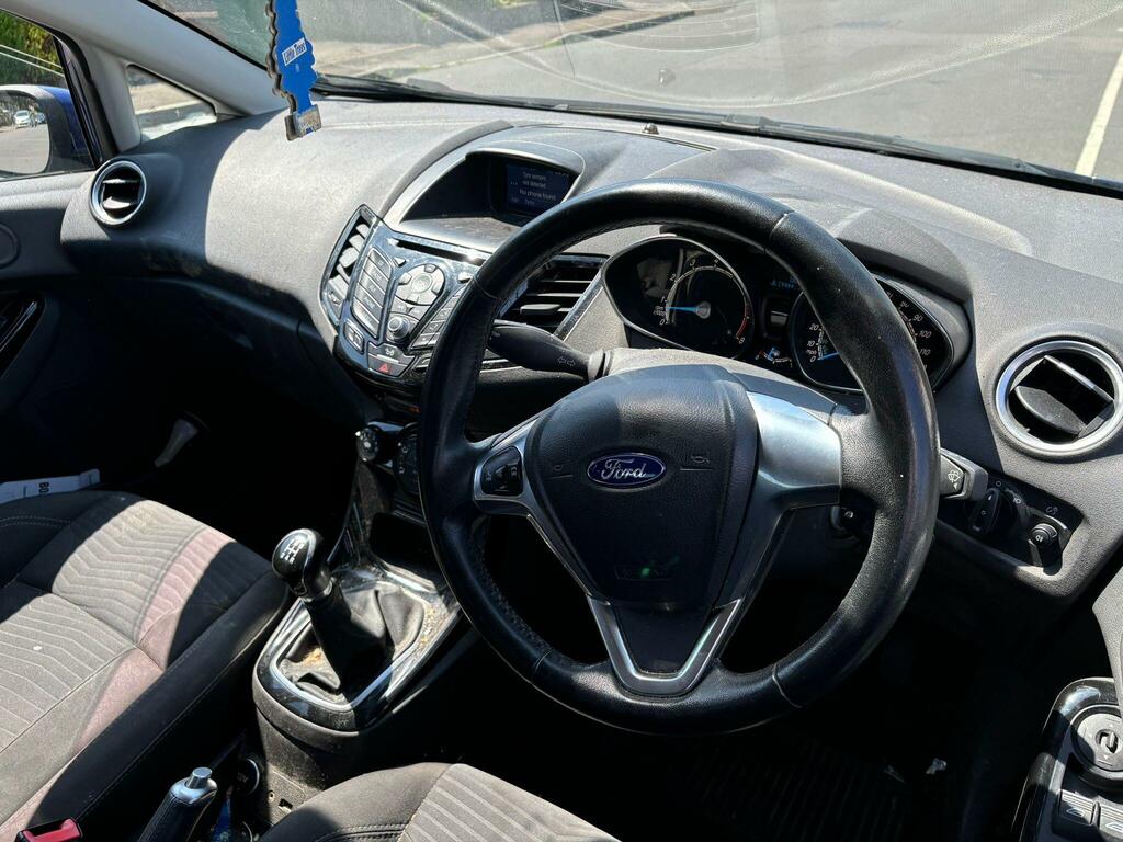 Ford Fiesta 1.25 Zetec Euro 6 Blue #4