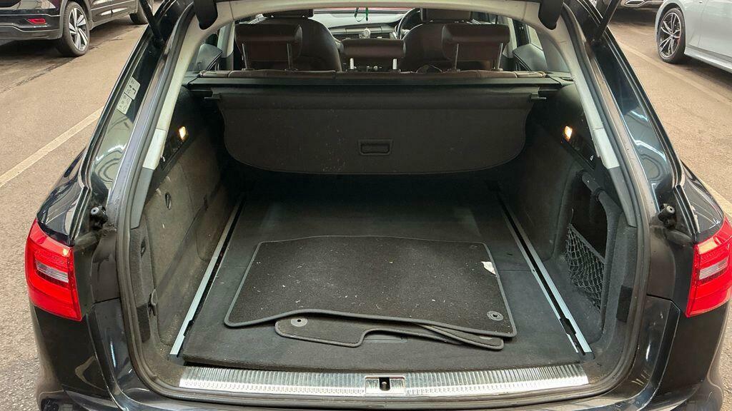 Audi A6 Avant 3.0 Tdi V6 S Black #13