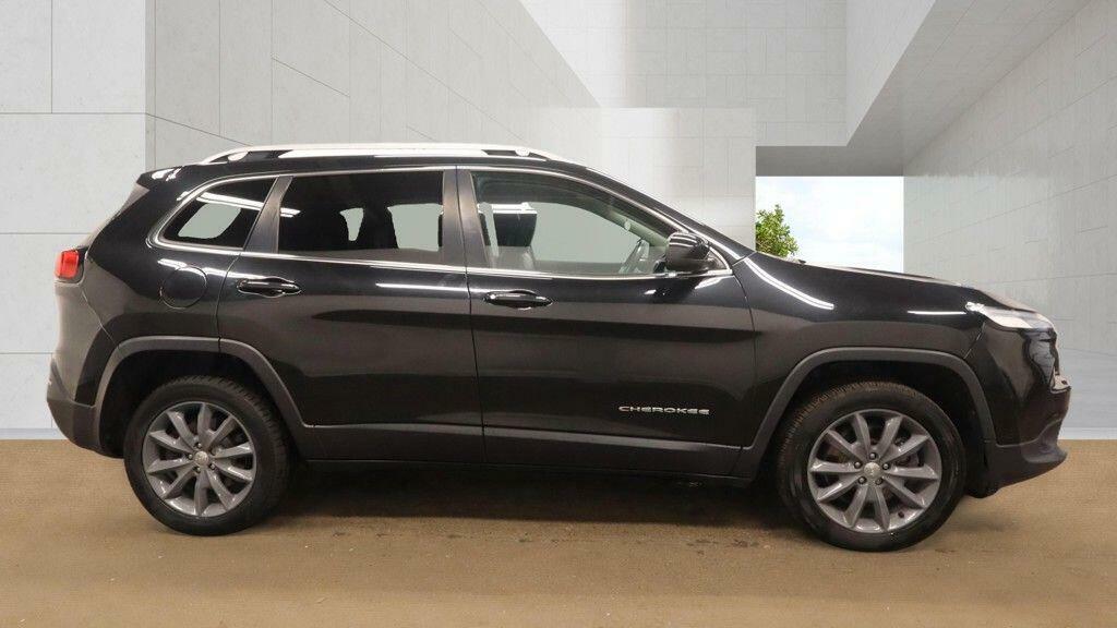 Jeep Cherokee Limited Black #4