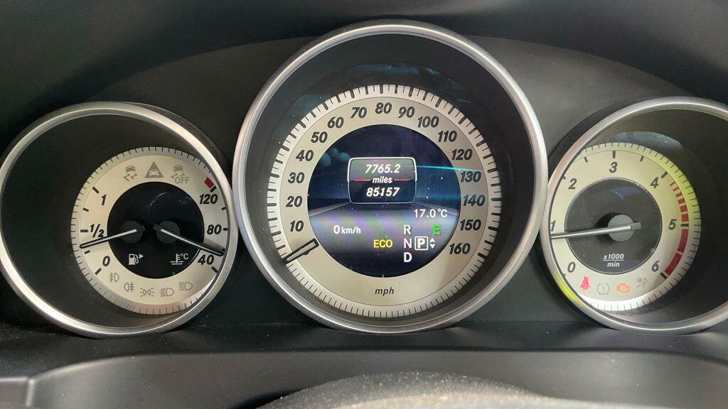 Mercedes-Benz E Class E 220 D Se Grey #13