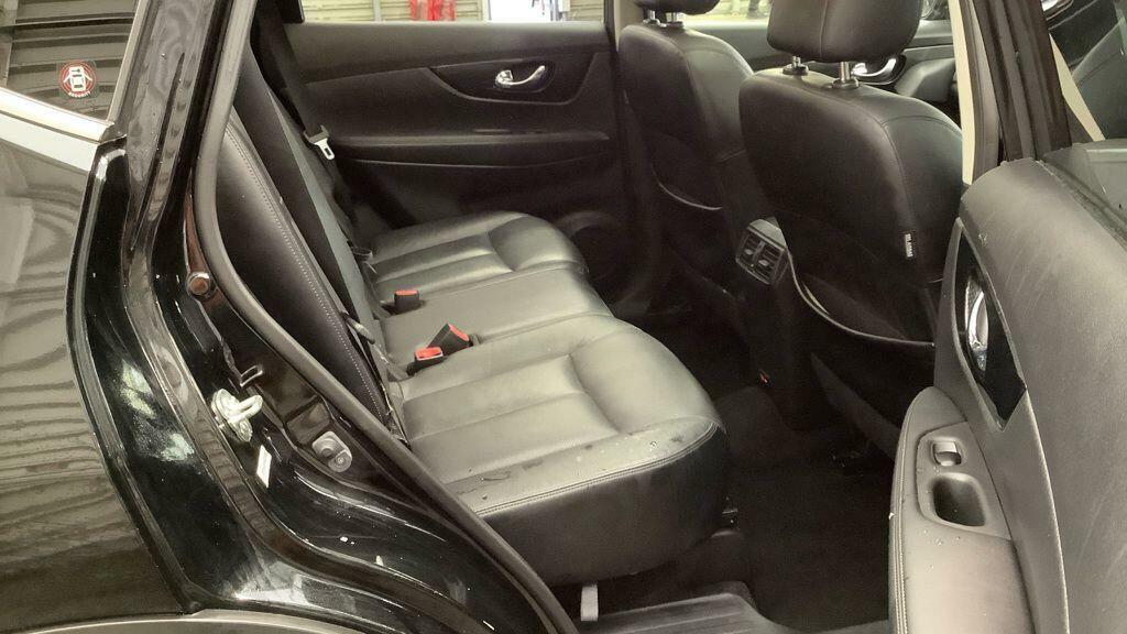 Nissan X-Trail Tekna Black #3