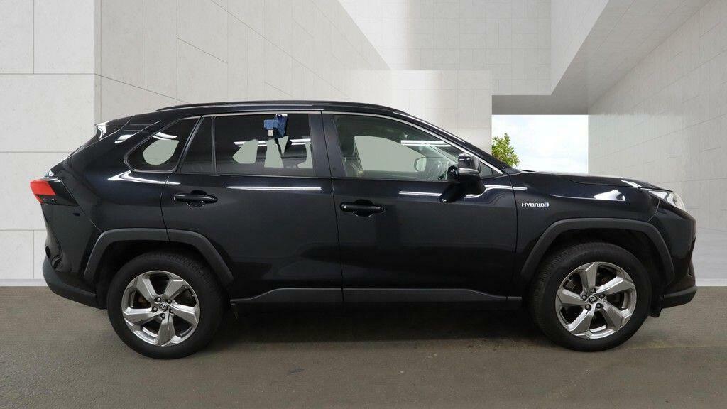 Toyota Rav 4 Design Black #5