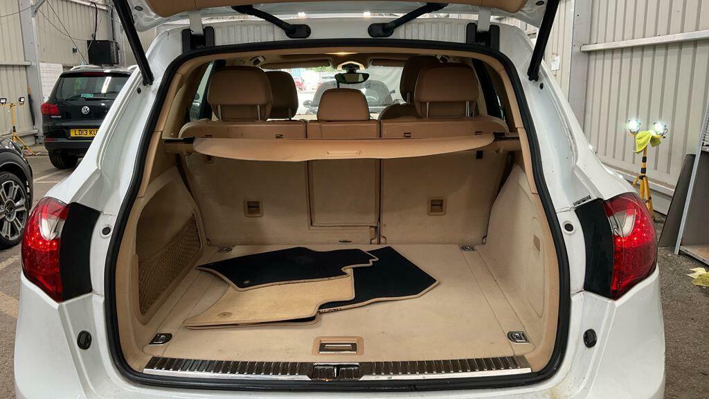 Porsche Cayenne 4.8T Turbo Tiptronic S 4Wd U13 #13
