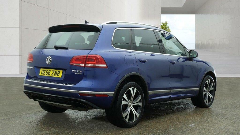 Volkswagen Touareg R-line Blue #2