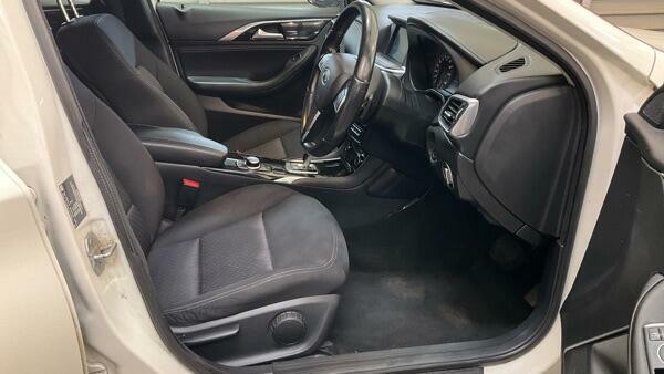 Infiniti Q30 2.2D Se Dct Euro 6 Ss RE67XEP White #2