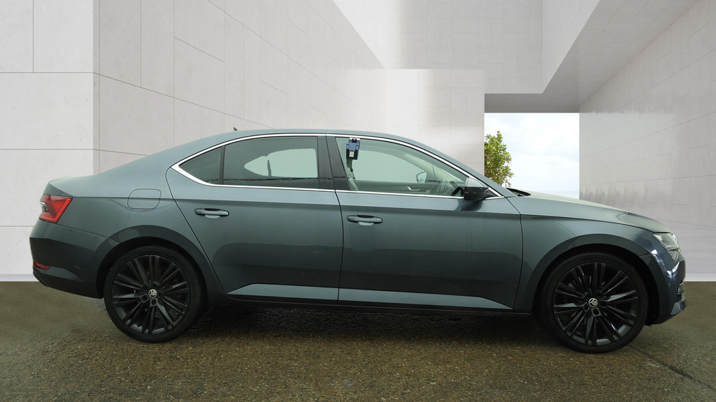 Skoda Superb 2.0 Tdi Se L Hatchback Euro 6 S #4