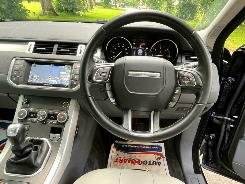 Land Rover Range Rover Evoque 2L Se Tech Black #24
