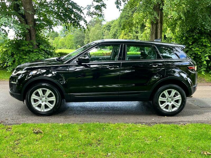 Land Rover Range Rover Evoque 2L Se Tech Black #4