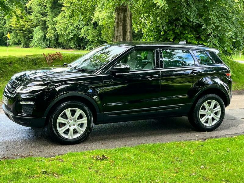Land Rover Range Rover Evoque 2L Se Tech Black #19