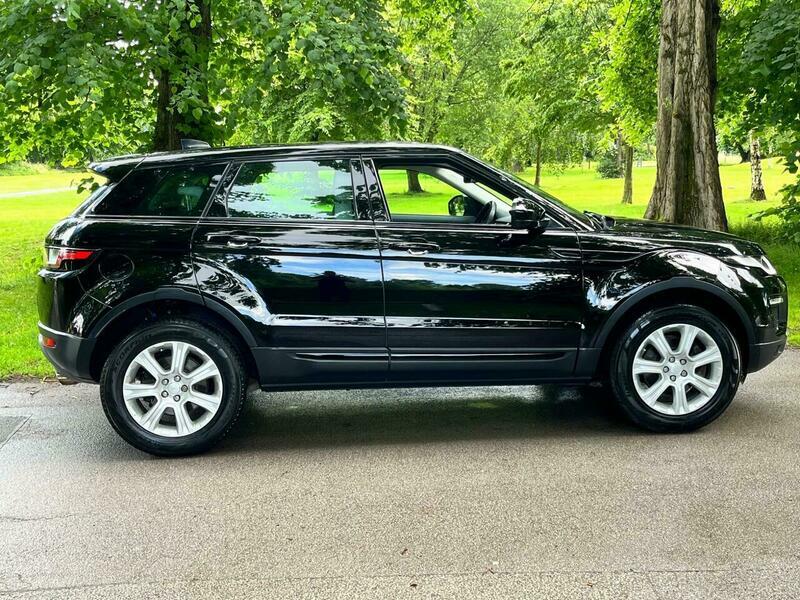 Land Rover Range Rover Evoque 2L Se Tech Black #6