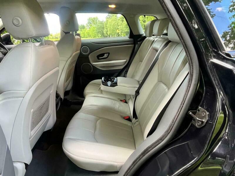 Land Rover Range Rover Evoque 2L Se Tech Black #28