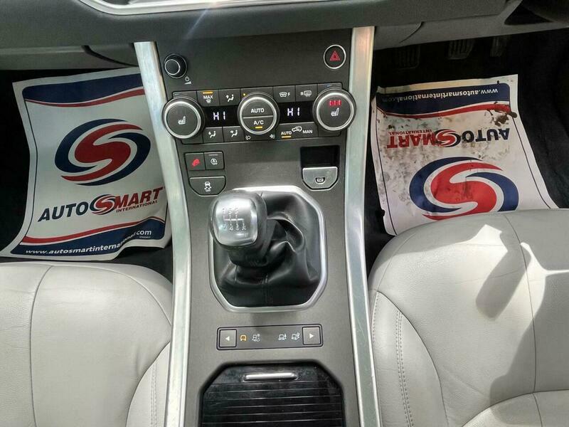 Land Rover Range Rover Evoque 2L Se Tech Black #25