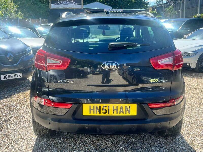 Kia Sportage Black #3