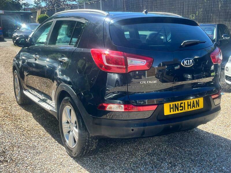Kia Sportage Black #11