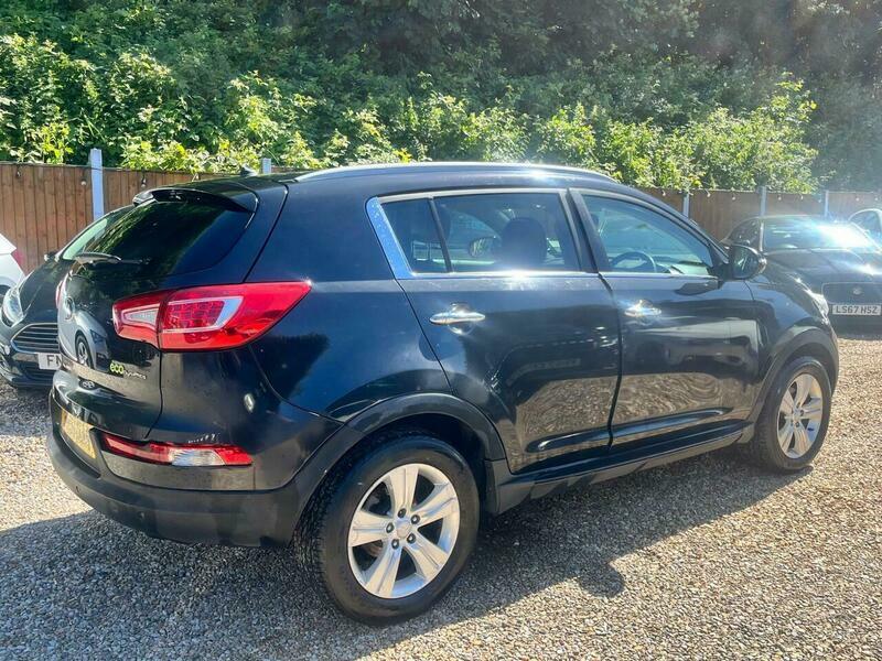 Kia Sportage Black #12