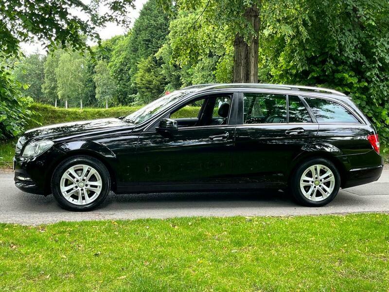 Mercedes-Benz C Class 2.1 C200 Cdi Executive Black #4