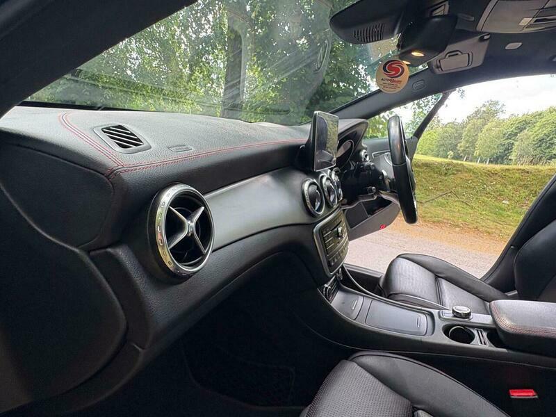 Mercedes-Benz C Class C250d Amg Line 9G-tronic White #18