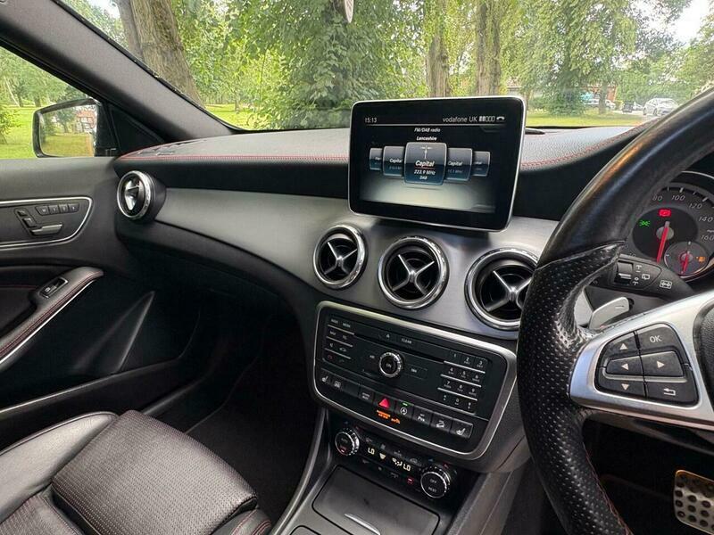 Mercedes-Benz C Class C250d Amg Line 9G-tronic White #19