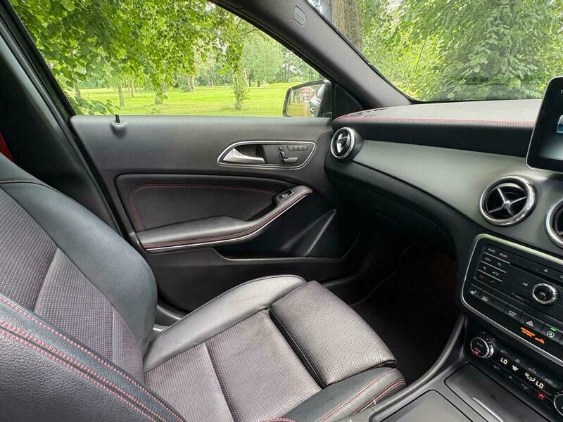 Mercedes-Benz C Class C250d Amg Line 9G-tronic White #16