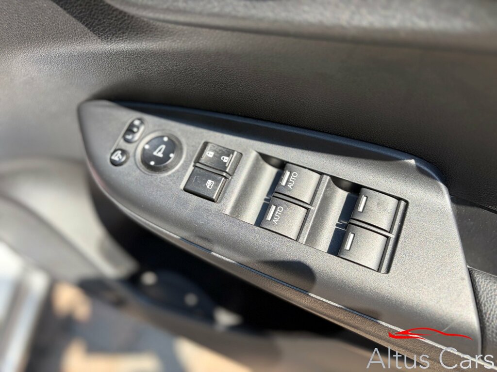 Honda Jazz 1.3 Ex Navi Cvt Hatchback Silver #11