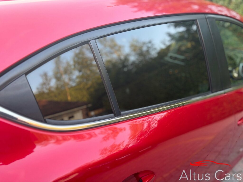 Mazda 3 2.0 Skyactiv-g Sport Nav Hatchback Red #5